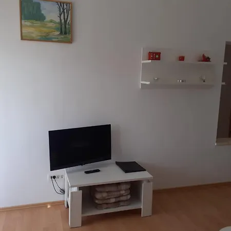 アパート Apartman Franka Tribunj *