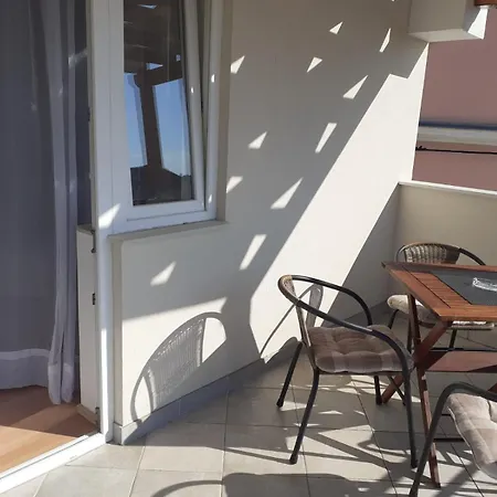 Apartman Franka Tribunj * Tribalj